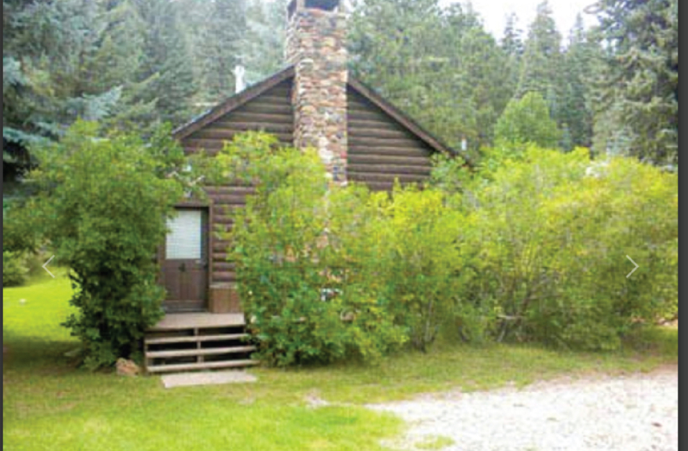 Rustic Lodge Outside, Lone Wolf Cabins